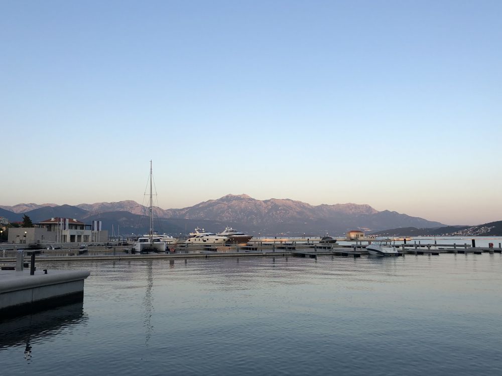 Mar, Agua, Cuerpo de Agua, Las Formaciones Montañosas, Invierno. Wallpaper in 2048x1536 Resolution