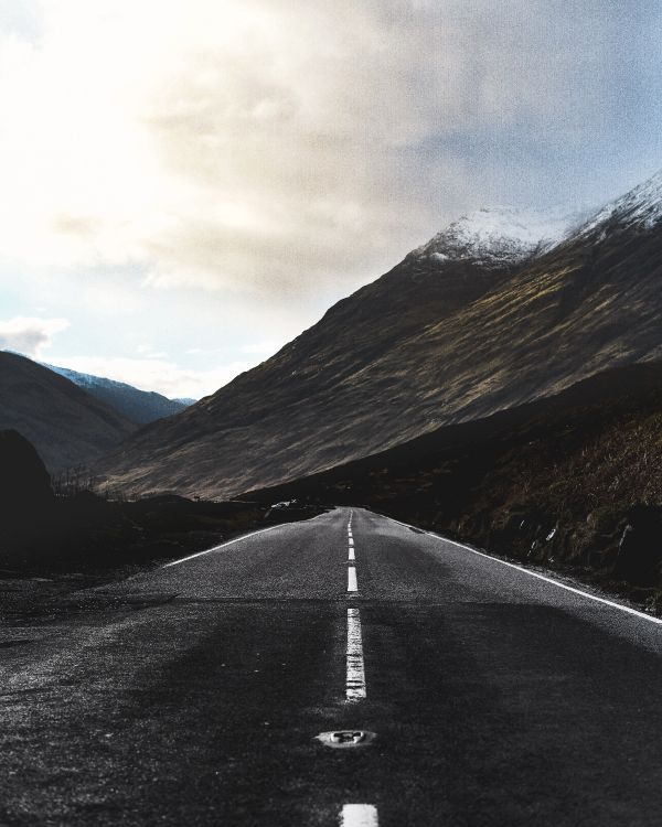 Route, Highland, Les Reliefs Montagneux, Asphalt, Surface de la Route. Wallpaper in 5504x6880 Resolution