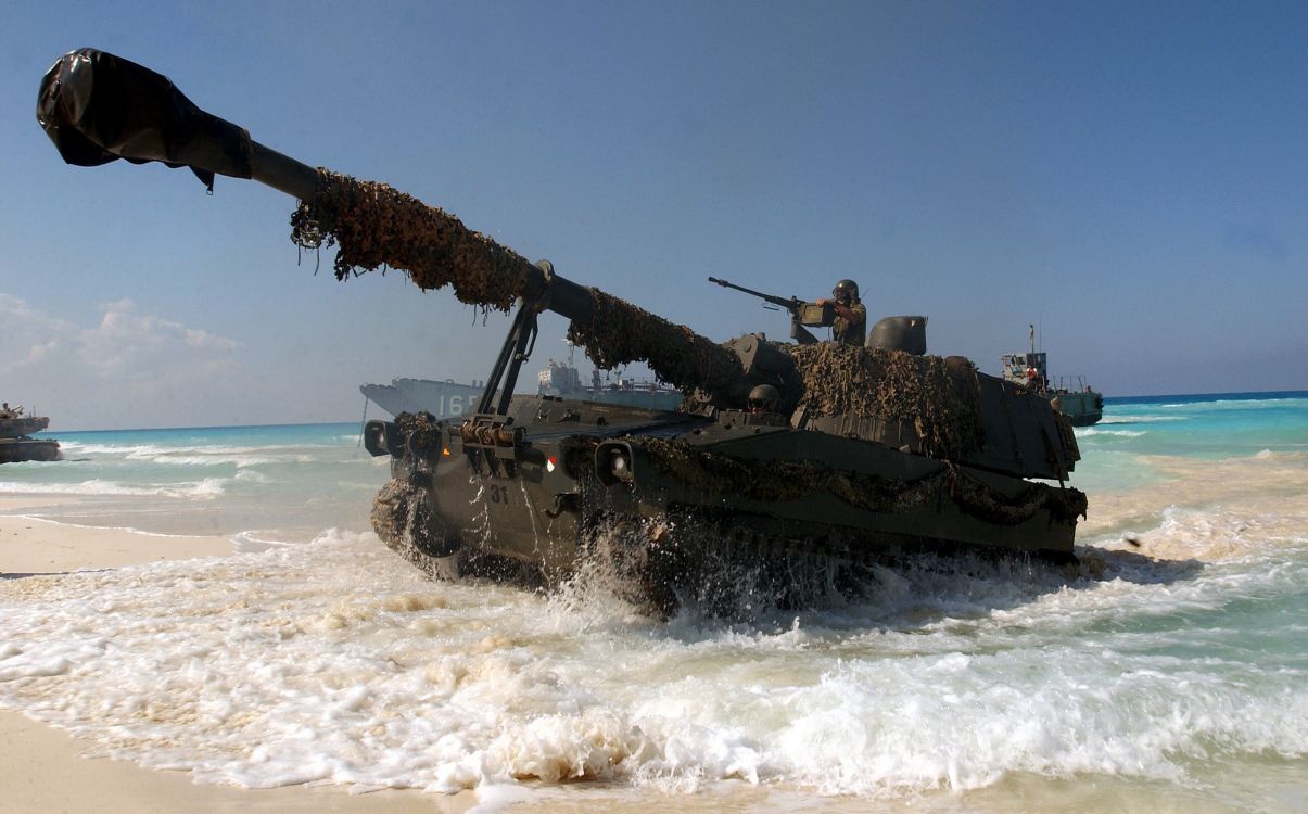 M109 howitzer, tank, sea, 155 mm, military