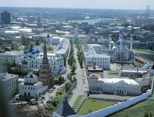 Image aerial view of city buildings during daytime