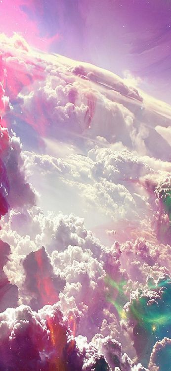 Nuages Blancs Au-dessus de la Ville. Wallpaper in 1125x2436 Resolution