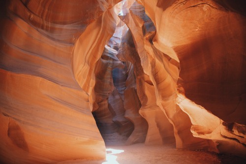 Image brown rock formation during daytime