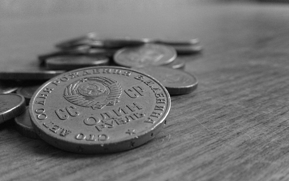 Pièce, Argent, Des Billets de Banque, Rouble, Rouble Russe. Wallpaper in 2560x1600 Resolution