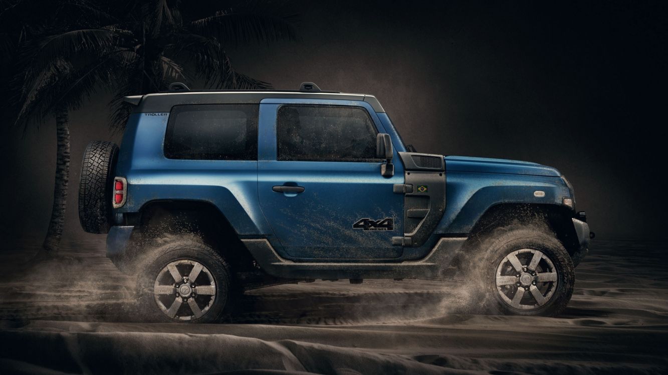 Suv Bleu et Blanc Sur Route. Wallpaper in 2560x1440 Resolution