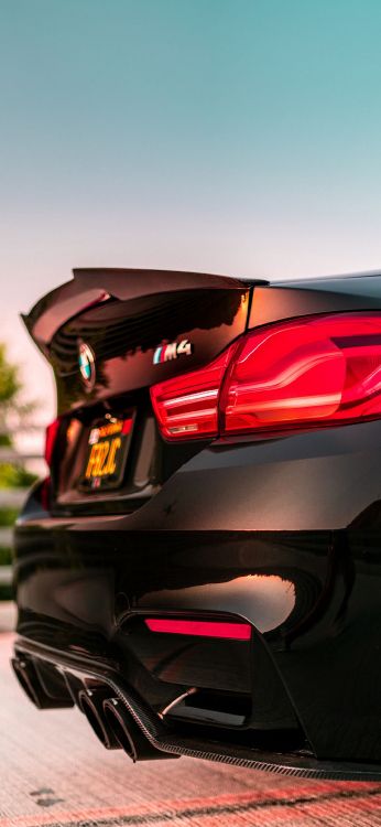 Meilleure Bmw M4, BMW, Bayerische Motoren Werke AG, BMW Série 4, L'éclairage Automobile. Wallpaper in 1080x2340 Resolution