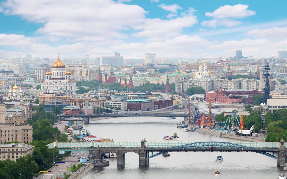 Vue Aérienne Des Bâtiments de la Ville Pendant la Journée. Wallpaper in 2910x1818 Resolution