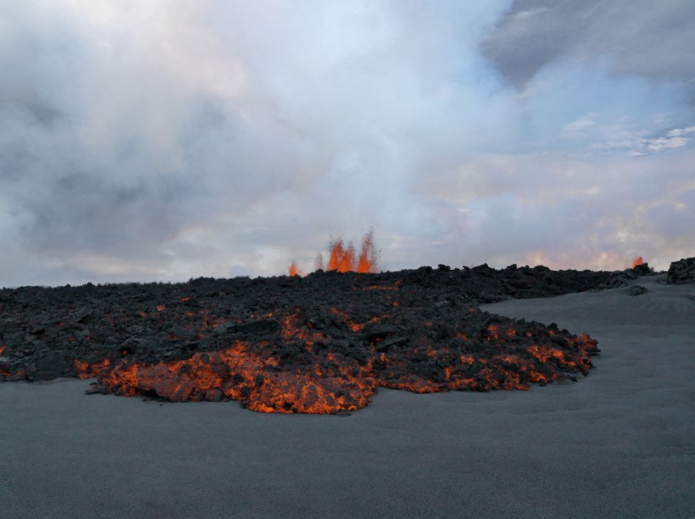 熔岩, 地貌, 大海, 火山的地貌, 天空 壁纸 2677x2000 允许