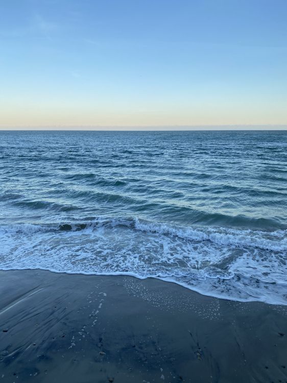 Meer, Unterk, Berlin, Saint Francois See, Sainte-praxde Quebec. Wallpaper in 1536x2048 Resolution