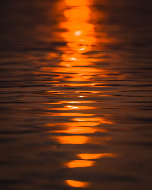 Plan D'eau au Coucher du Soleil. Wallpaper in 3263x4079 Resolution
