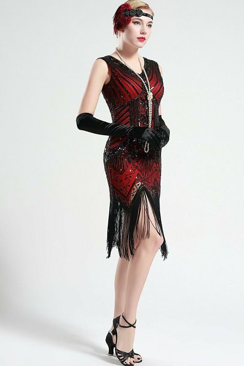 Femme en Robe Rouge et Noire. Wallpaper in 1000x1500 Resolution