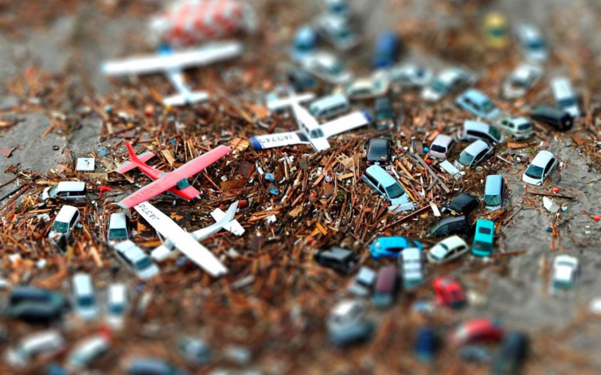 Colillas de Cigarrillos Blancos Sobre Suelo Marrón. Wallpaper in 1920x1200 Resolution